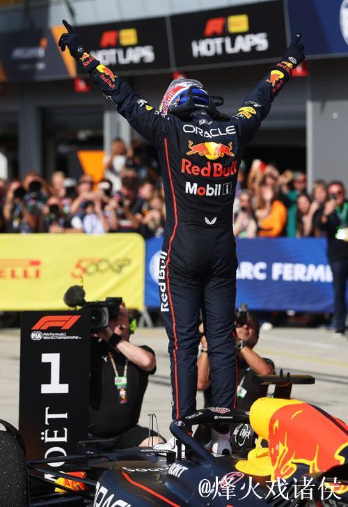 F1迈阿密站冲刺赛：诺里斯夺冠，维斯塔潘排名仅第17